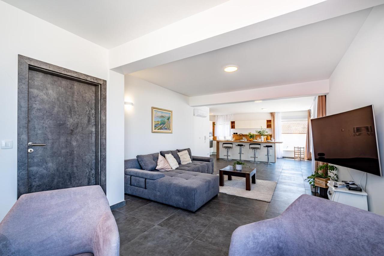 Rooftop Spa Apartment Trogir Exterior photo