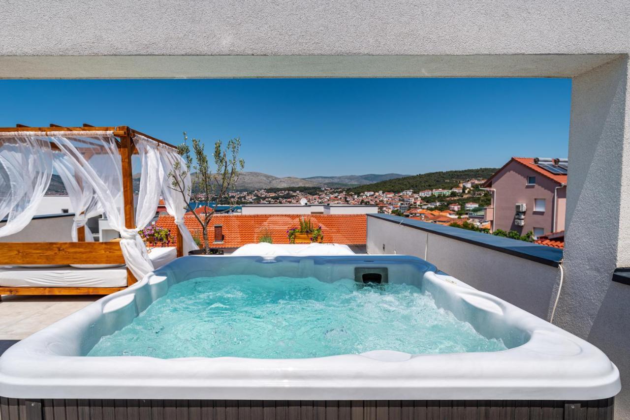 Rooftop Spa Apartment Trogir Exterior photo
